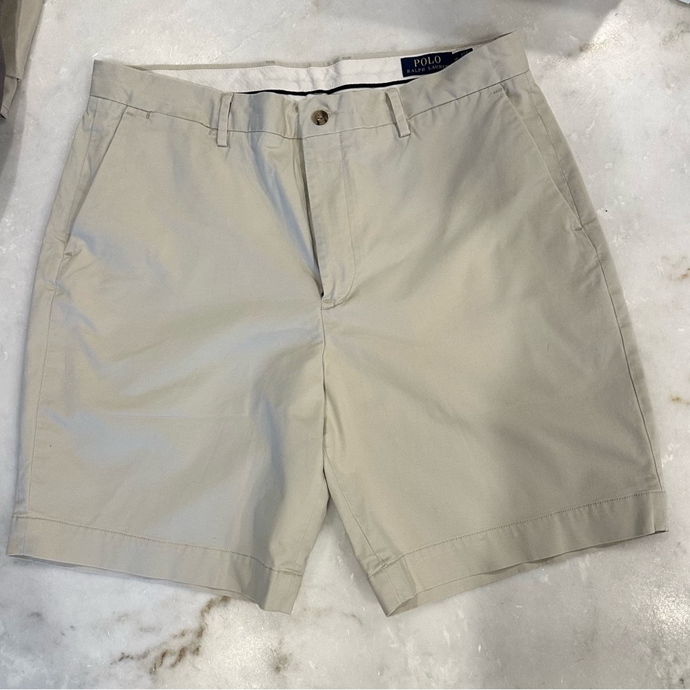 Polo by Ralph Lauren Classic 9” Stretch Straight Fit Khaki Men’s Shorts - 35W